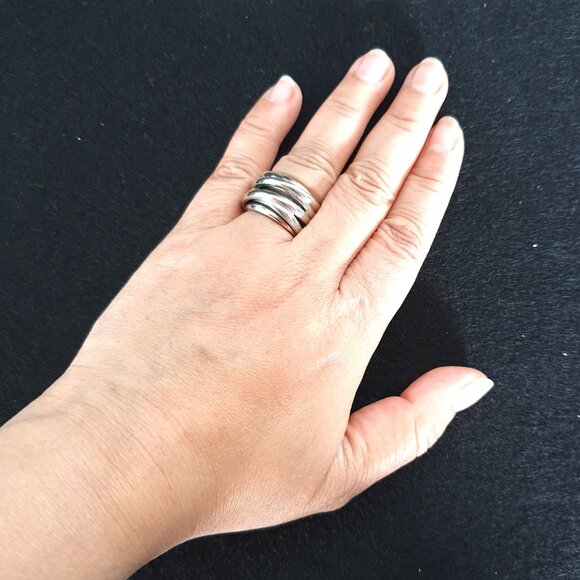Chunky Vintage Sterling Silver Multi-Banded Interlocking Modernist Ring - Picture 14 of 15